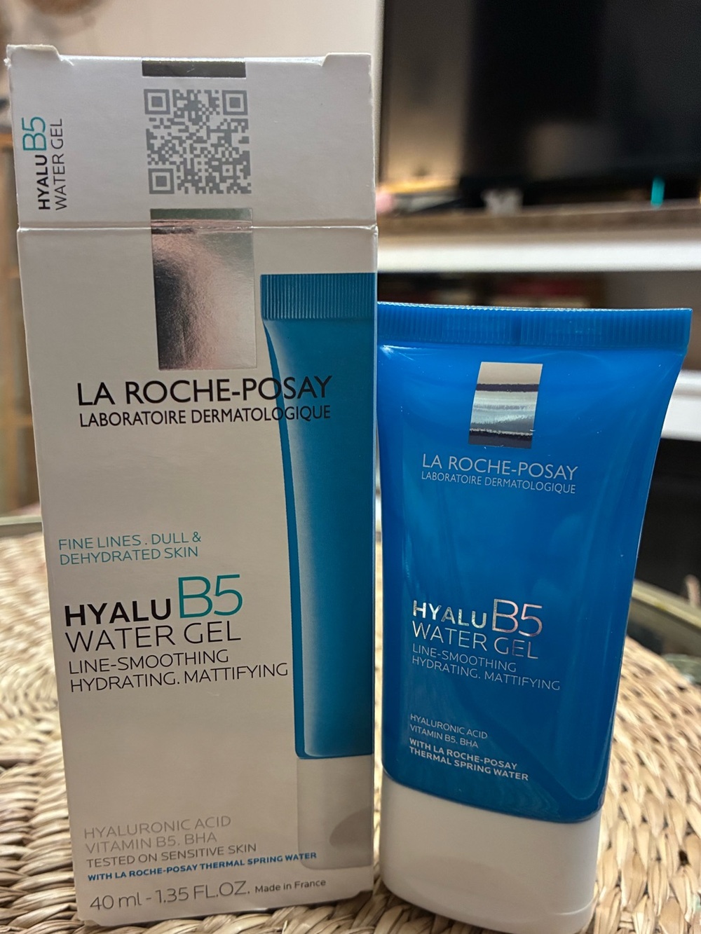 La Roche-Posay Hyalu B5 Water Gel — Hydrating Gel Cleanser in Blue